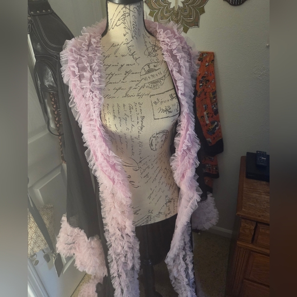 Sheer Black And Pink Robe - Picture 6 of 6